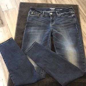 Denizen from Levi’s Modern Skinny Jeans